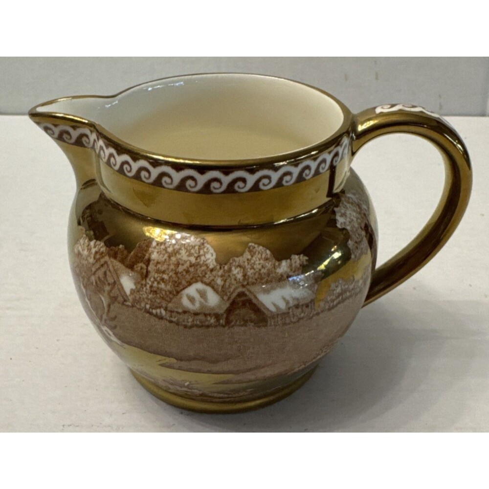 Vintage Wedgwood FALLOW DEER Brown Copper Lusterware  2 1/2" Milk  Creamer
